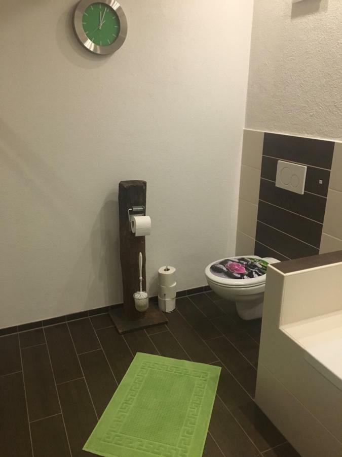 Alexa * Walshausen